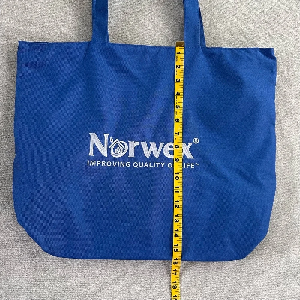 Norwex Zipper Tote Bag. Blue.